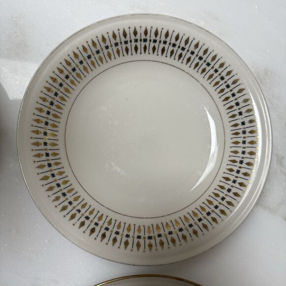 VTG Mikasa Ivory China “HARMONY” #208 Gold MCM 50 Pieces Cream Sugar Platter - Picture 11 of 16